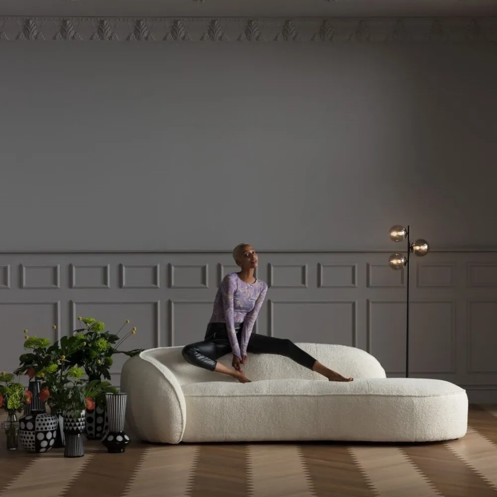 bank_wonder_0.webp KARE Design Bank Wonder