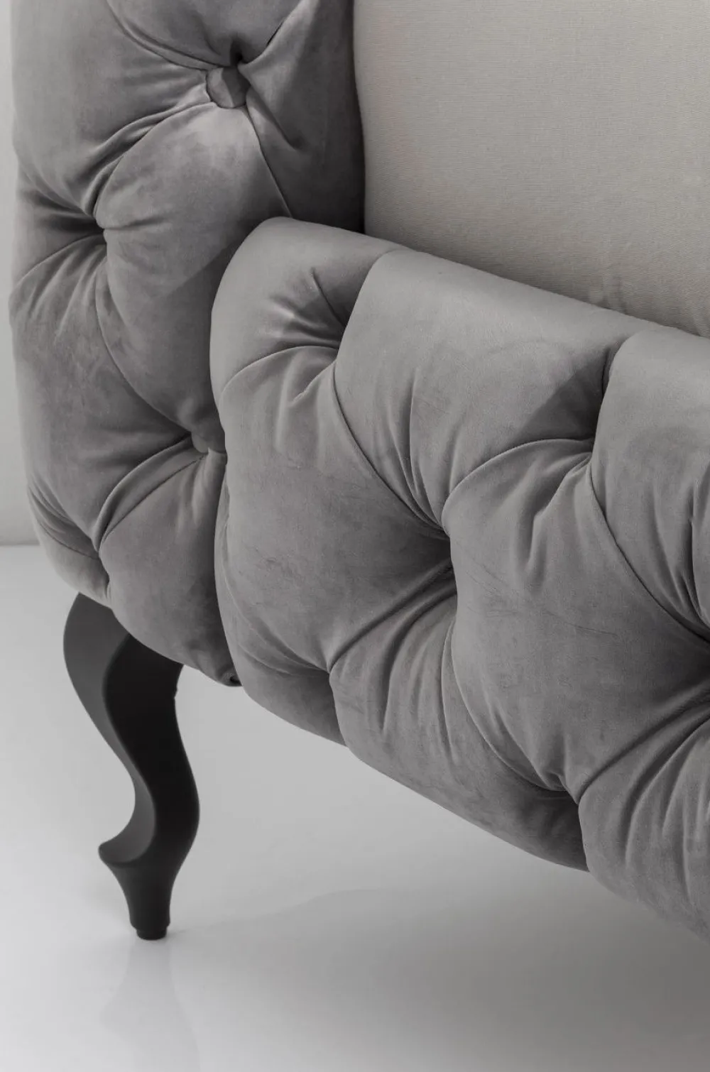 bed_desire_fluweel_zilvergrijs_xcm_2.webp KARE Design Bed Desire Fluweel Zilvergrijs 160x200cm