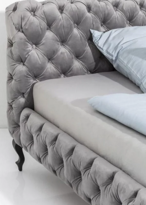 KARE Design Bed Desire Fluweel Zilvergrijs 200x200cm
