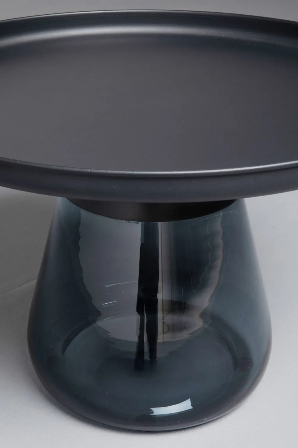 bijzettafel_bottglia_smoke_cm_5.webp KARE Design Bijzettafel Bottglia Smoke 60cm