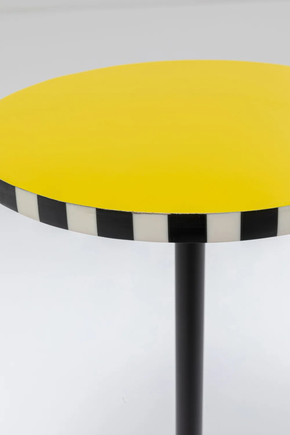 bijzettafel_domero_checkers_yellow_cm_3.webp KARE Design Bijzettafel Domero Checkers Yellow Ø25cm