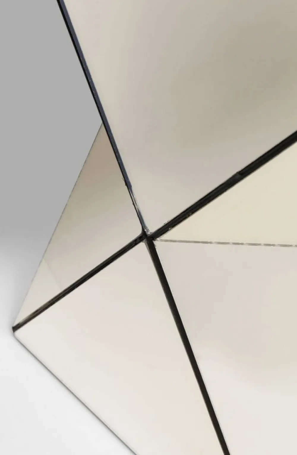 bijzettafel_luxury_triangle_champagne_3.webp KARE Design Bijzettafel Luxury Triangle Champagne