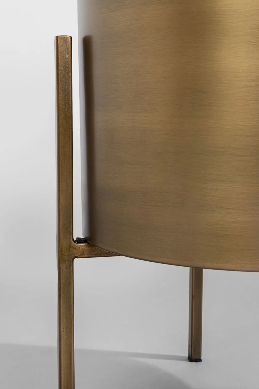 bloempot_mynah_shiney_gold_cm_1.webp KARE Design Bloempot Mynah Shiney Gold 50cm