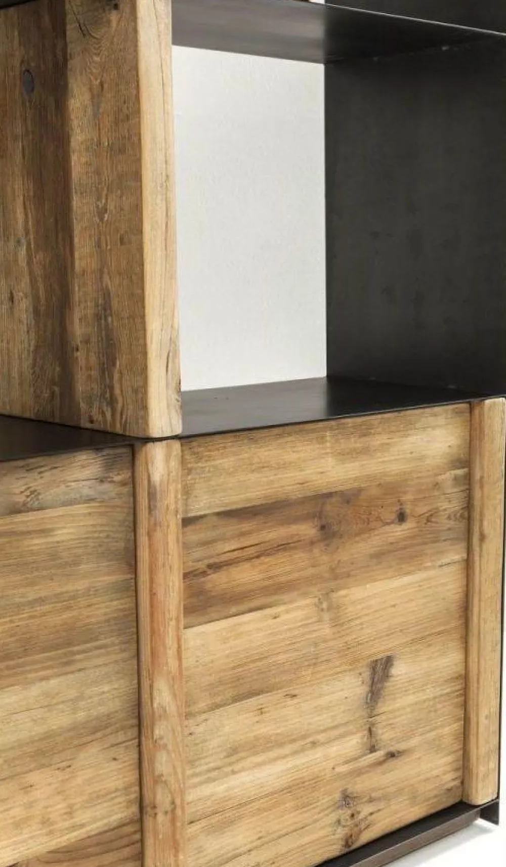 boekenkast_storm_met__deuren_4.webp KARE Design Boekenkast Storm Met 2 Deuren