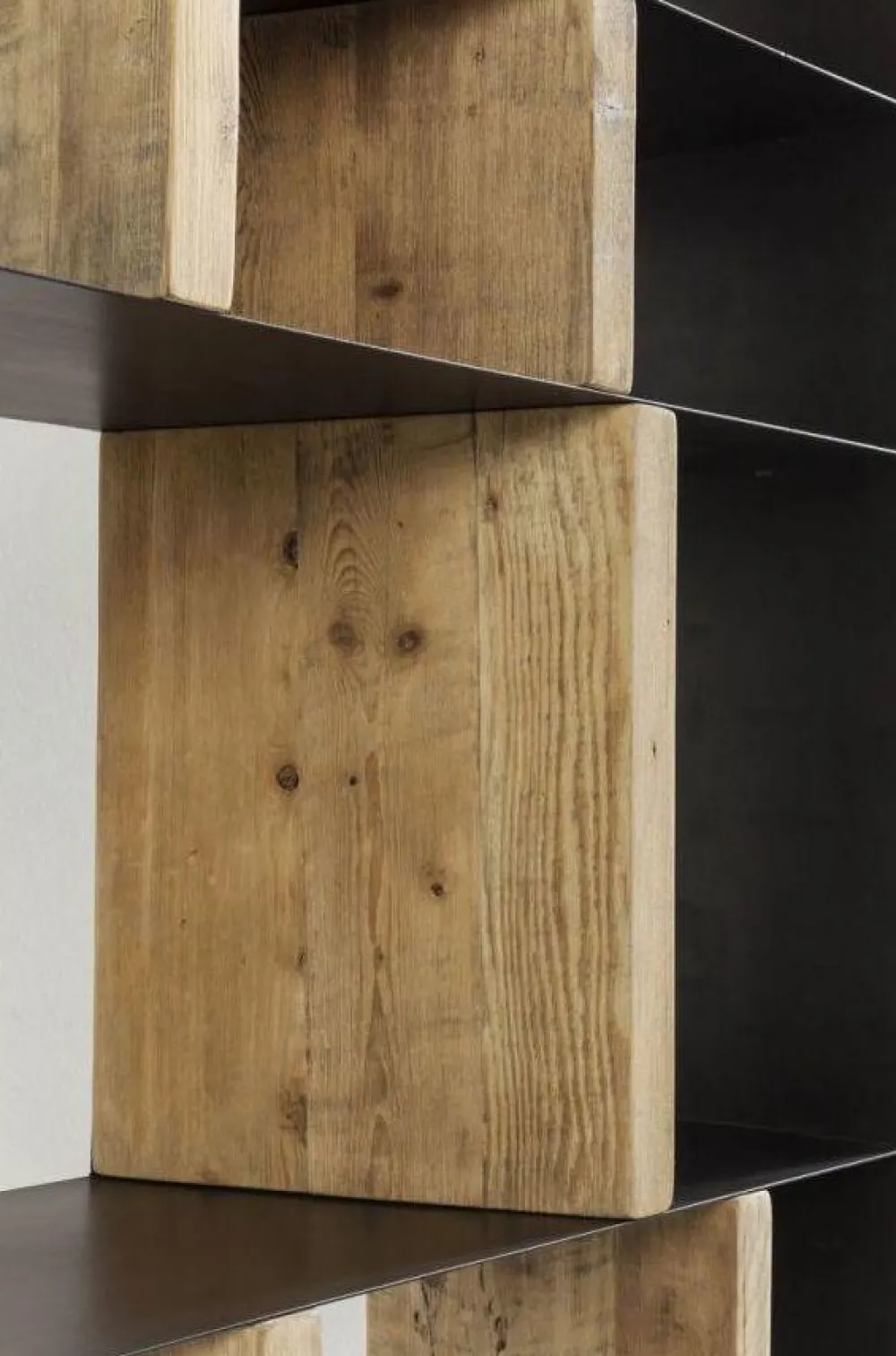 boekenkast_storm_met__deuren_5.webp KARE Design Boekenkast Storm Met 2 Deuren