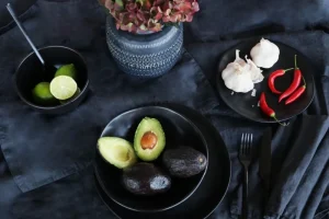 KARE Design Bord Organic Zwart Ø20cm