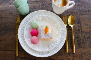 KARE Design Bord Rosa Ø35cm