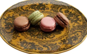 KARE Design Bord Sakura Geel Ø22cm