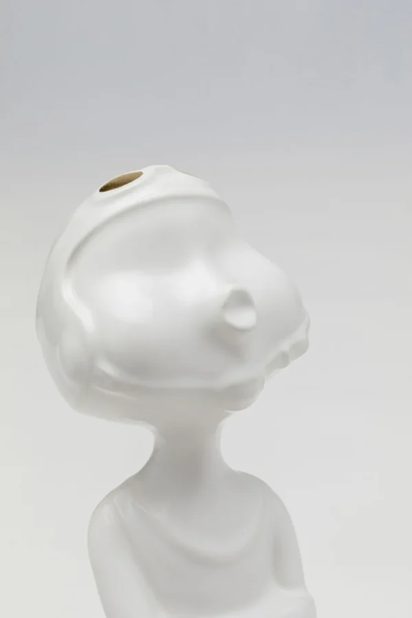 KARE Design Decofiguur Ball Girl White 29cm