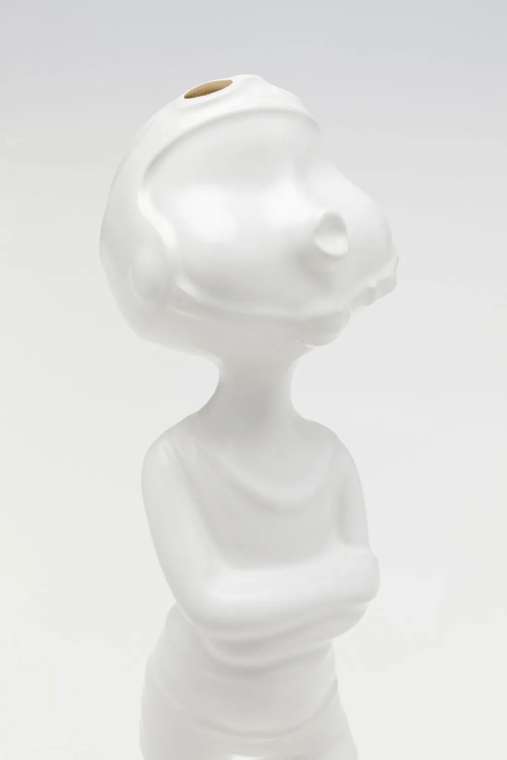 decofiguur_ball_girl_white_cm_3.webp KARE Design Decofiguur Ball Girl White 29cm