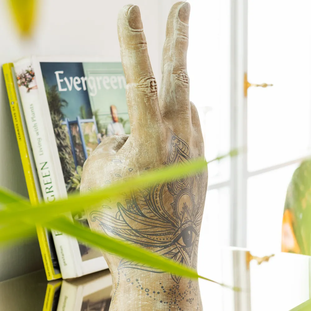 decofiguur_hand_victory_tattoo_eye_cm_0.webp KARE Design Decofiguur Hand Victory Tattoo Eye 36cm