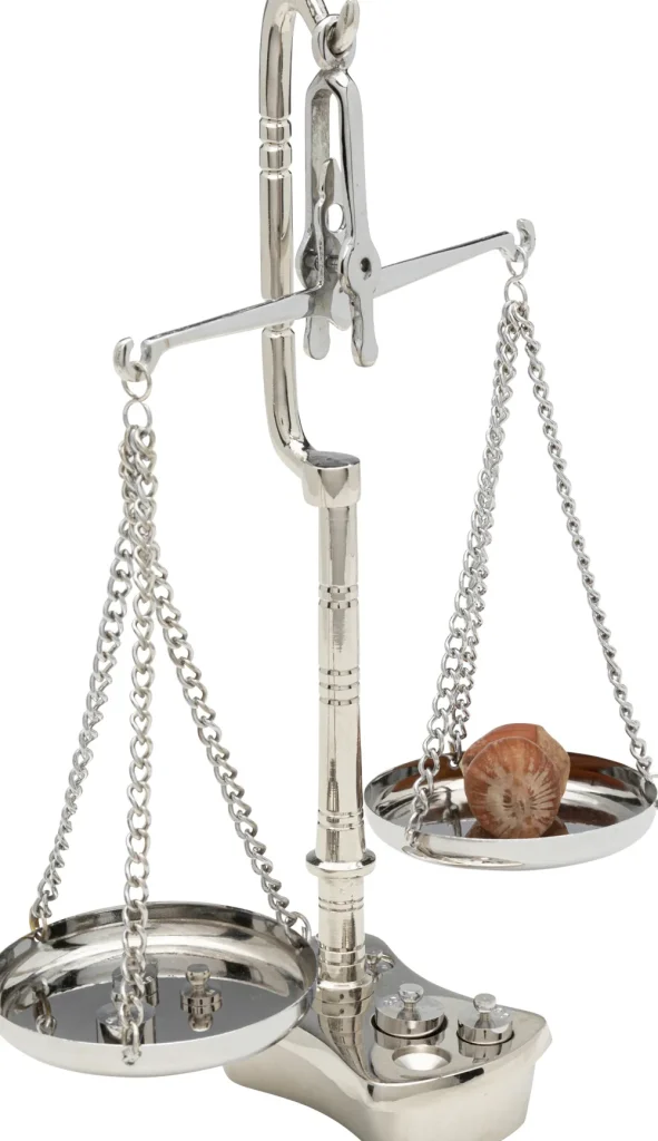 KARE Design Decofiguur Scale 23cm