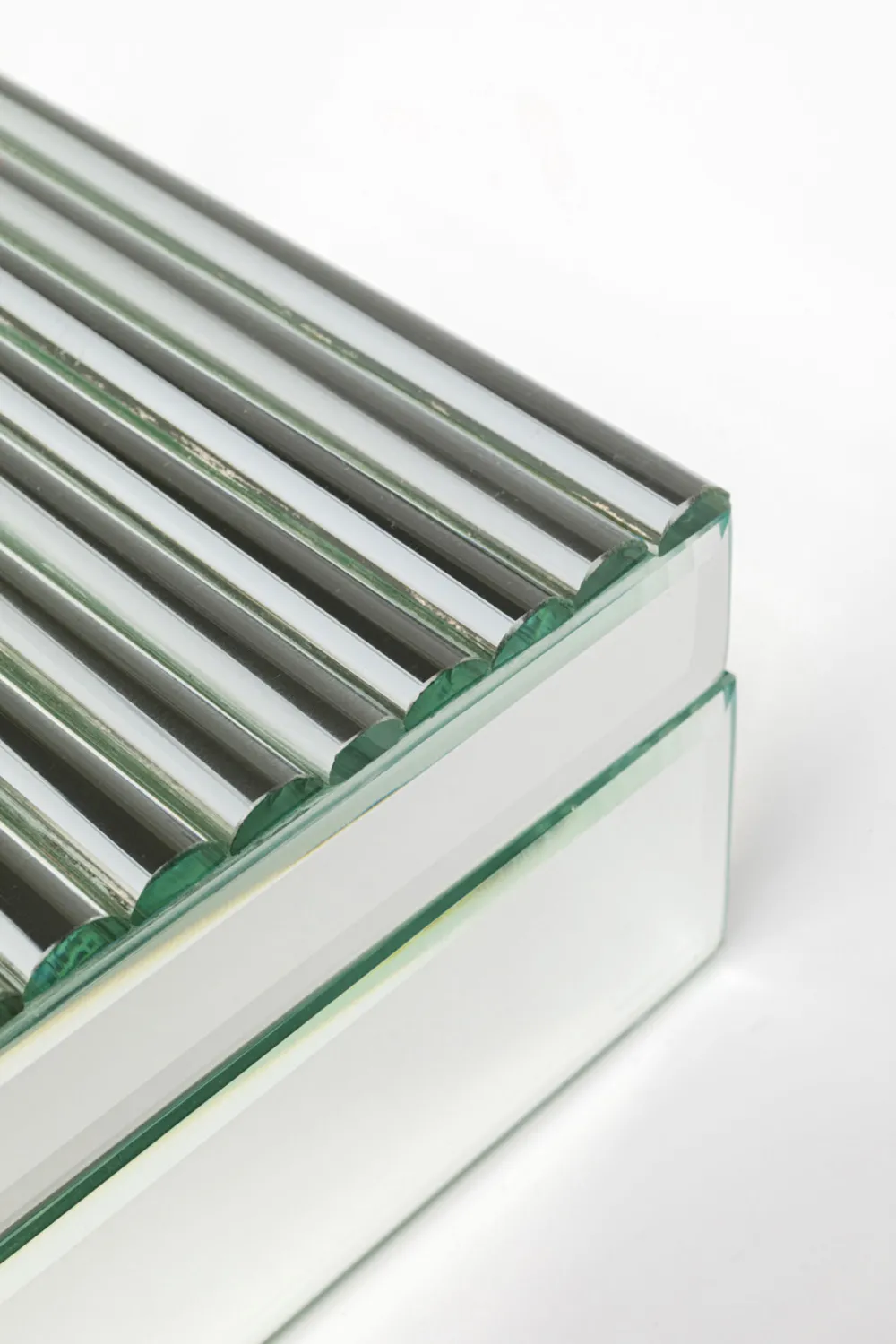 doos_elegant_silver_xcm_1.webp KARE Design Doos Elegant Silver 16x8cm