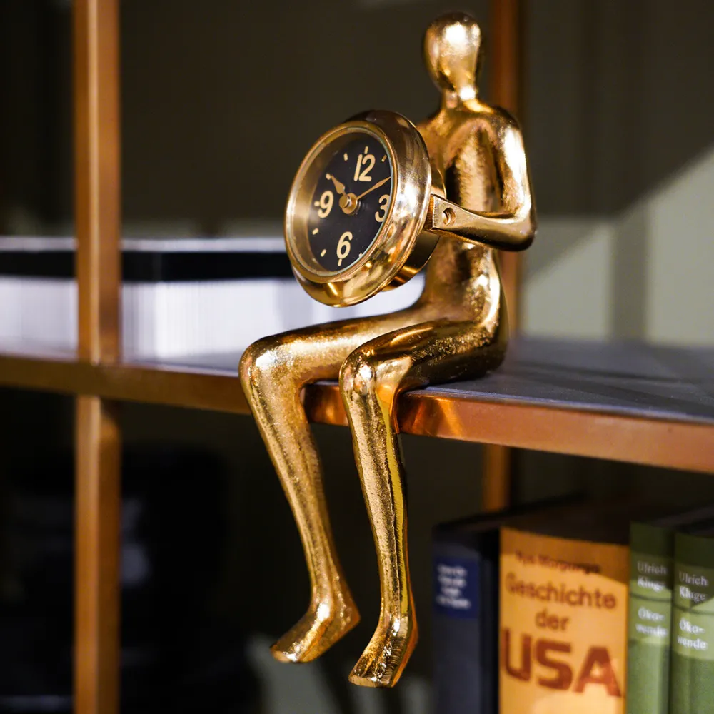 eettafel_clock_sitting_man_gold_xcm_0.webp KARE Design Eettafel Clock Sitting Man Gold 8x27cm