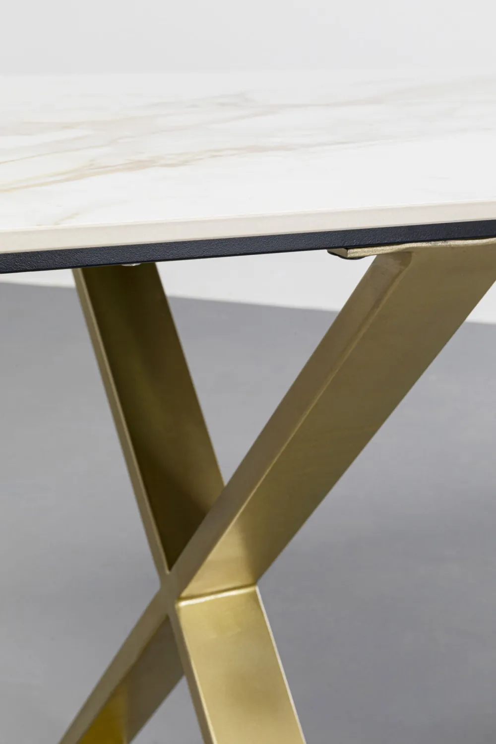 eettafel_eternity_cross_brass_xcm_5-1.webp KARE Design Eettafel Eternity Cross Brass 160x80cm