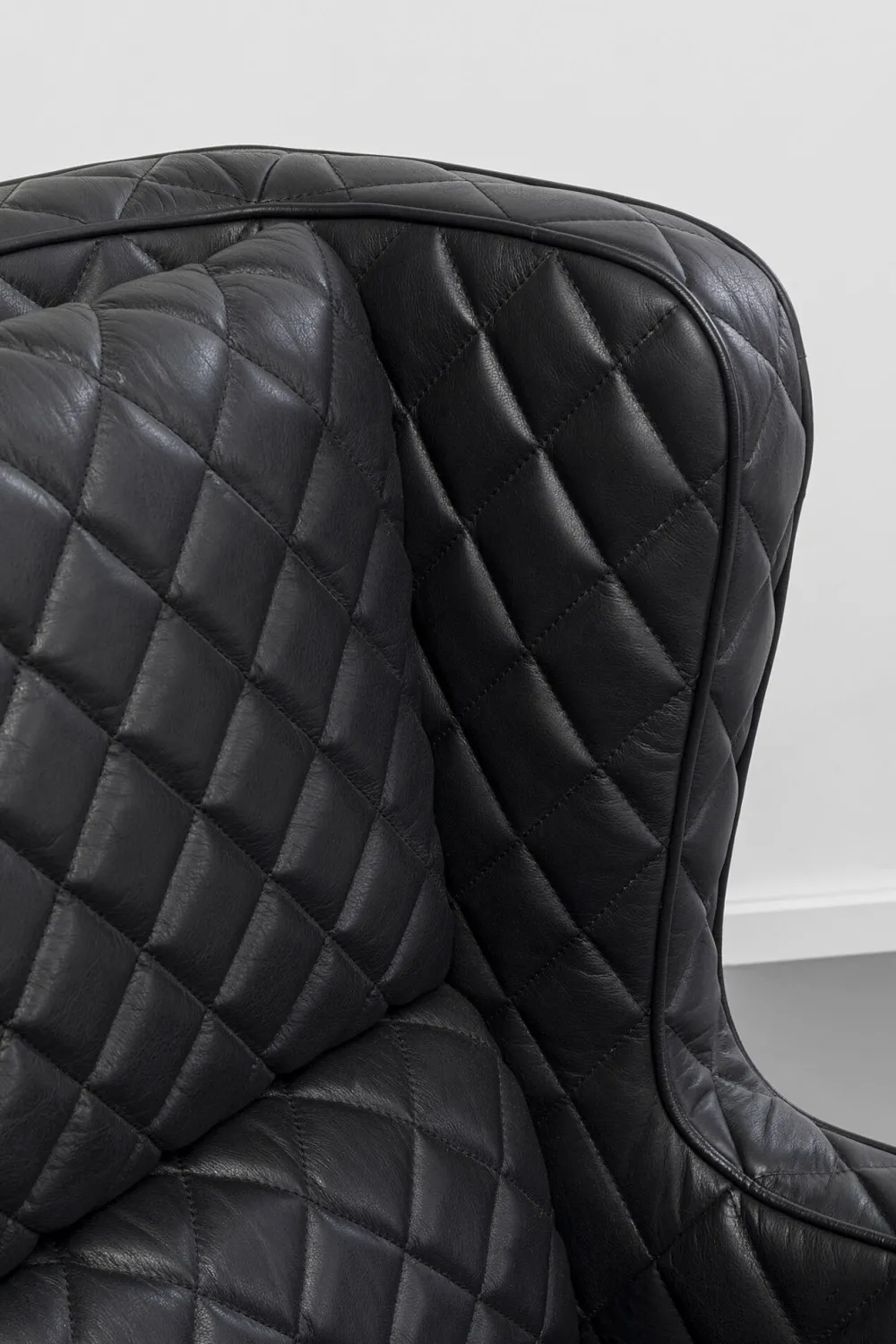 fauteuil_nonna_smart_leather_black_4.webp KARE Design Fauteuil Nonna Smart Leather Black