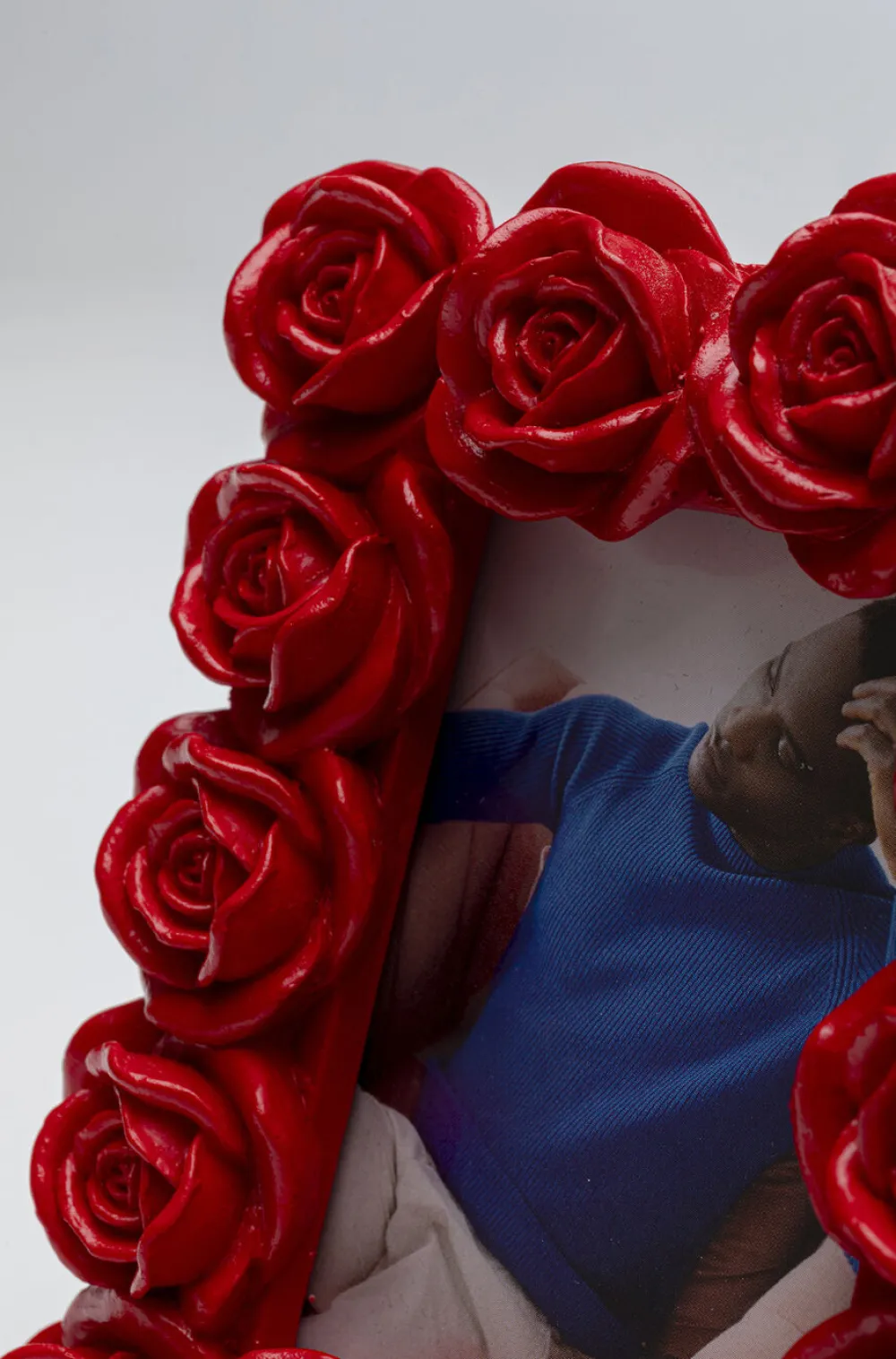 fotolijst_romantic_rose_red_xcm_2.webp KARE Design Fotolijst Romantic Rose Red 11x13cm