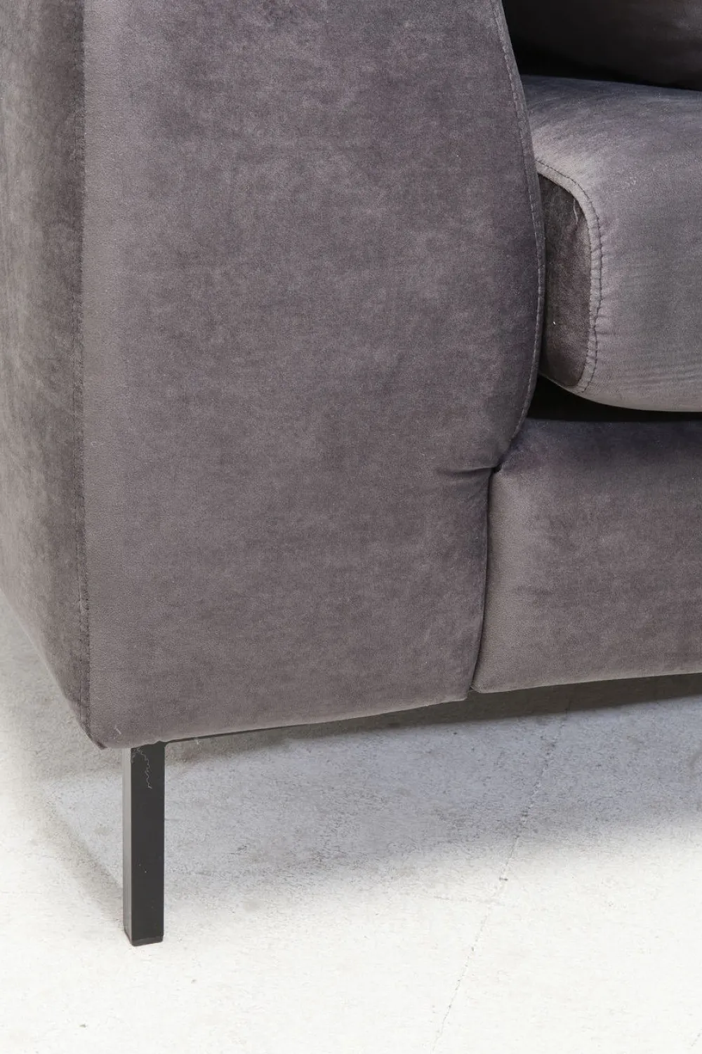 hoekbank_gianni_fluweel_grijs_rechts_zwart_3.webp KARE Design Hoekbank Gianni Fluweel Grijs Rechts Zwart