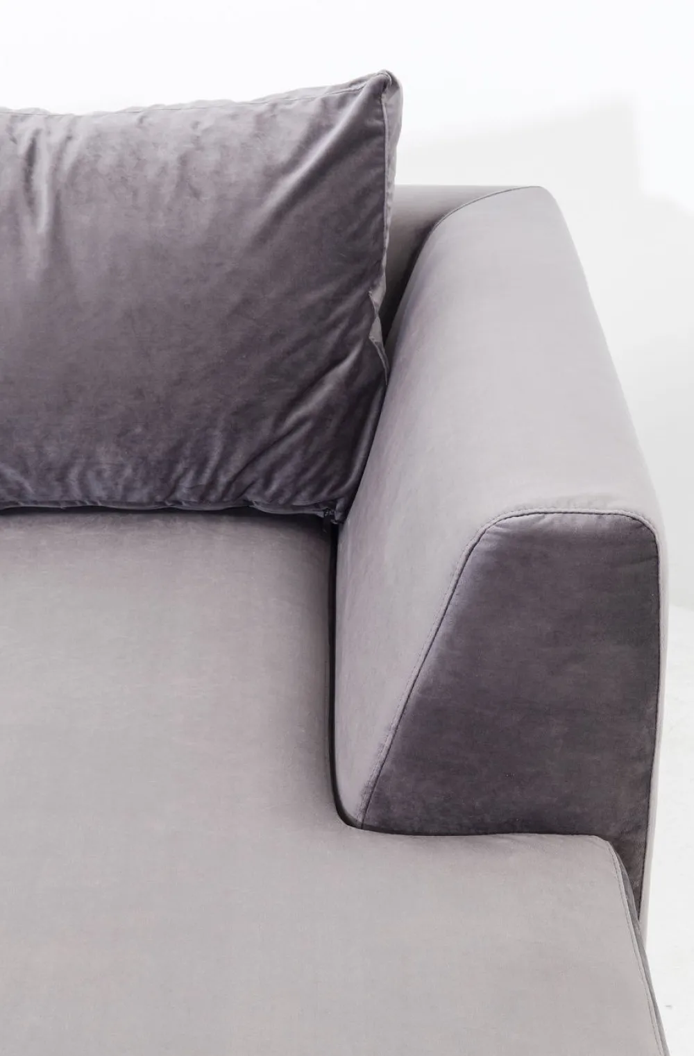 hoekbank_gianni_fluweel_grijs_rechts_zwart_4.webp KARE Design Hoekbank Gianni Fluweel Grijs Rechts Zwart