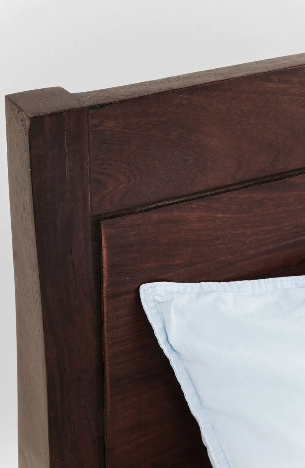 houten_bed_brooklyn_walnut_xcm_4-1.webp KARE Design Houten Bed Brooklyn Walnut 180x200cm