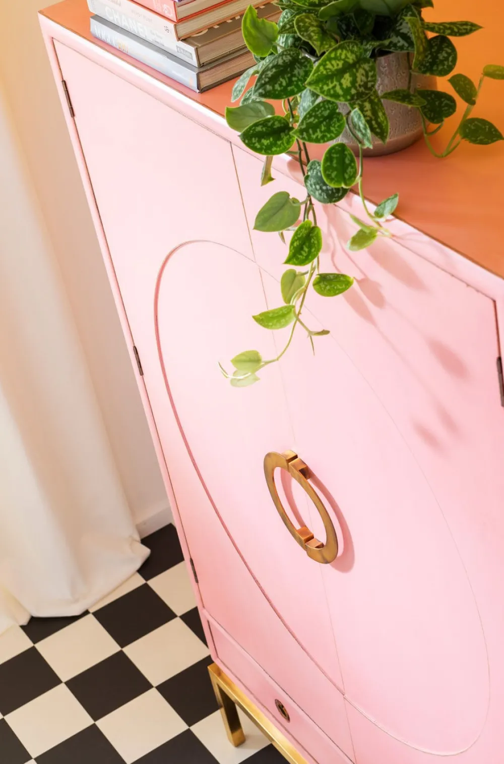 kabinetkast_disk_pink_3.webp KARE Design Kabinetkast Disk Pink