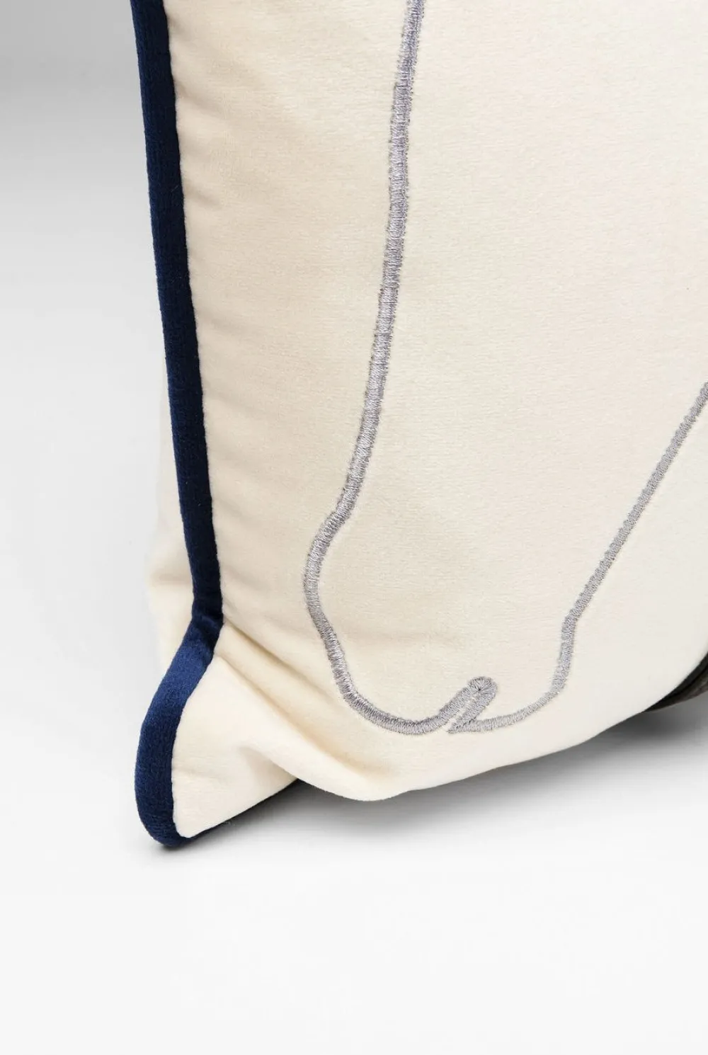 kussen_horseface_xcm_5.webp KARE Design Kussen Horseface 28x50cm