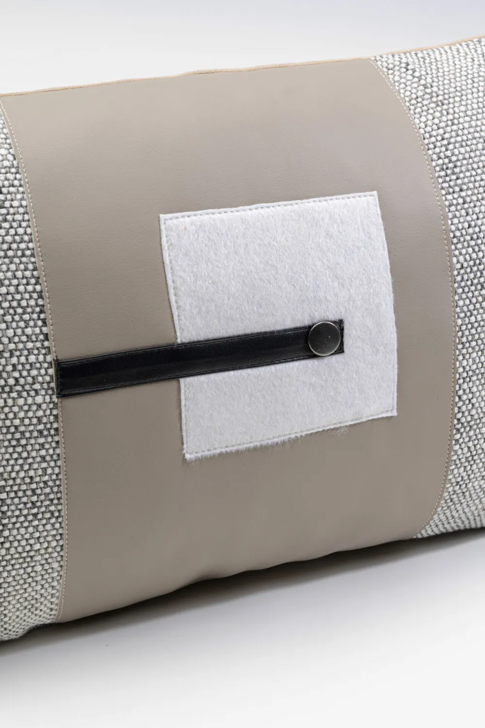 kussen_meeting_point_xcm_3.webp KARE Design Kussen Meeting Point 50x30cm