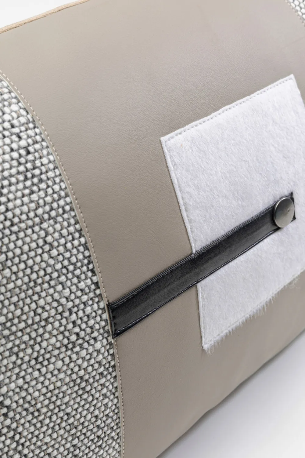 kussen_meeting_point_xcm_4.webp KARE Design Kussen Meeting Point 50x30cm