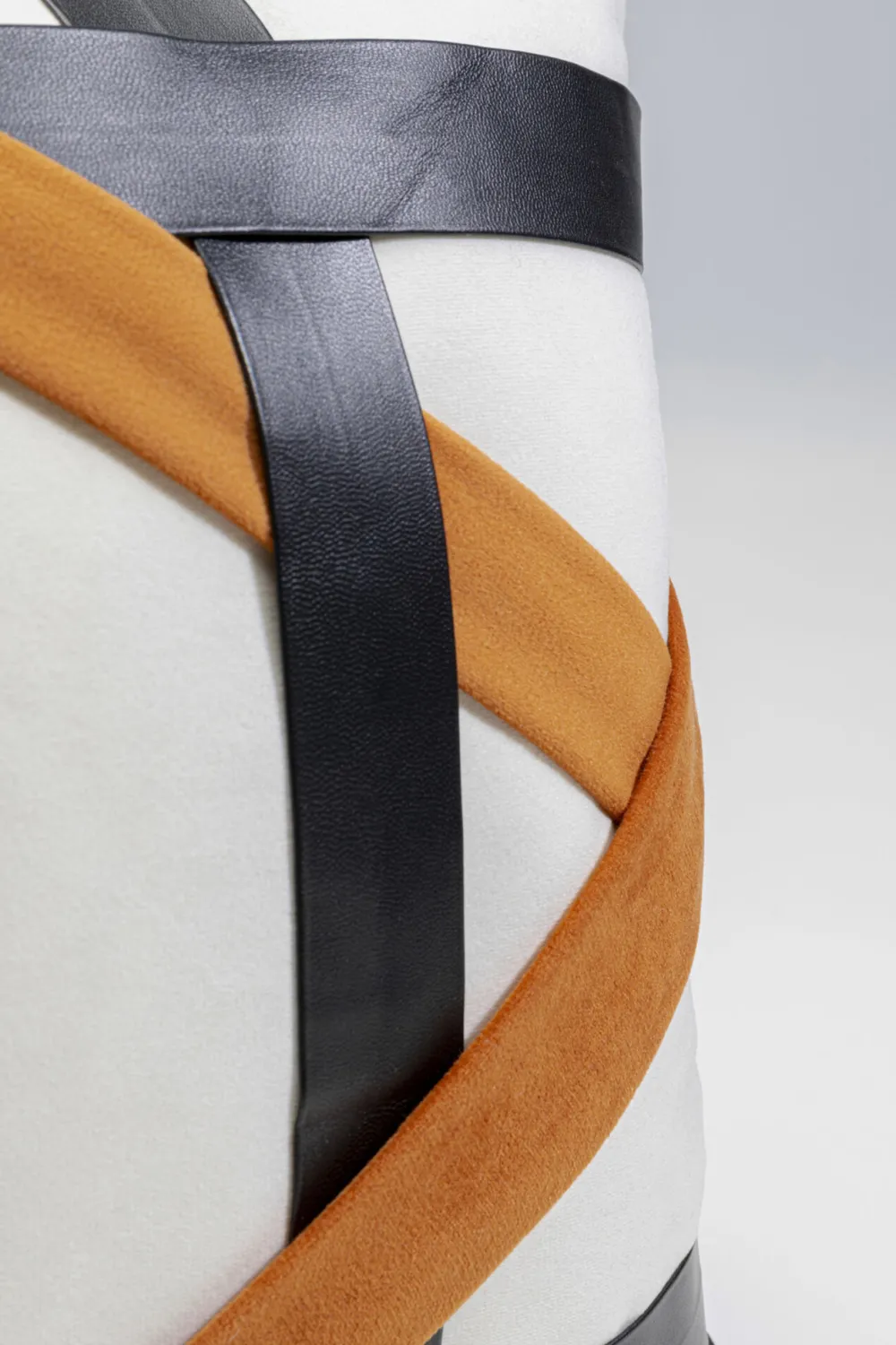 kussen_ring_of_fire_xcm_2.webp KARE Design Kussen Ring Of Fire 50x30cm