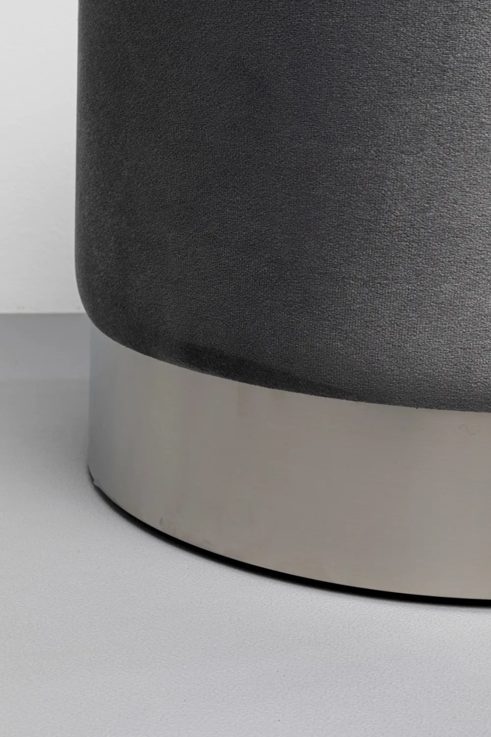 poef_cherry_storage_grey_silver_set_3.webp KARE Design Poef Cherry Storage Grey Silver (2/set)