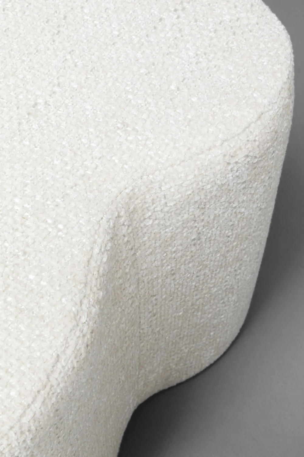 poef_lovely_cream_xcm_2.webp KARE Design Poef Lovely Cream 36x34cm