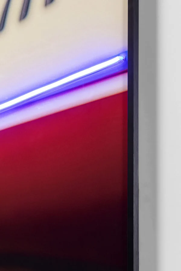 KARE Design Schilderij Met Lijst LED Jetset Pose Lady 120x80cm