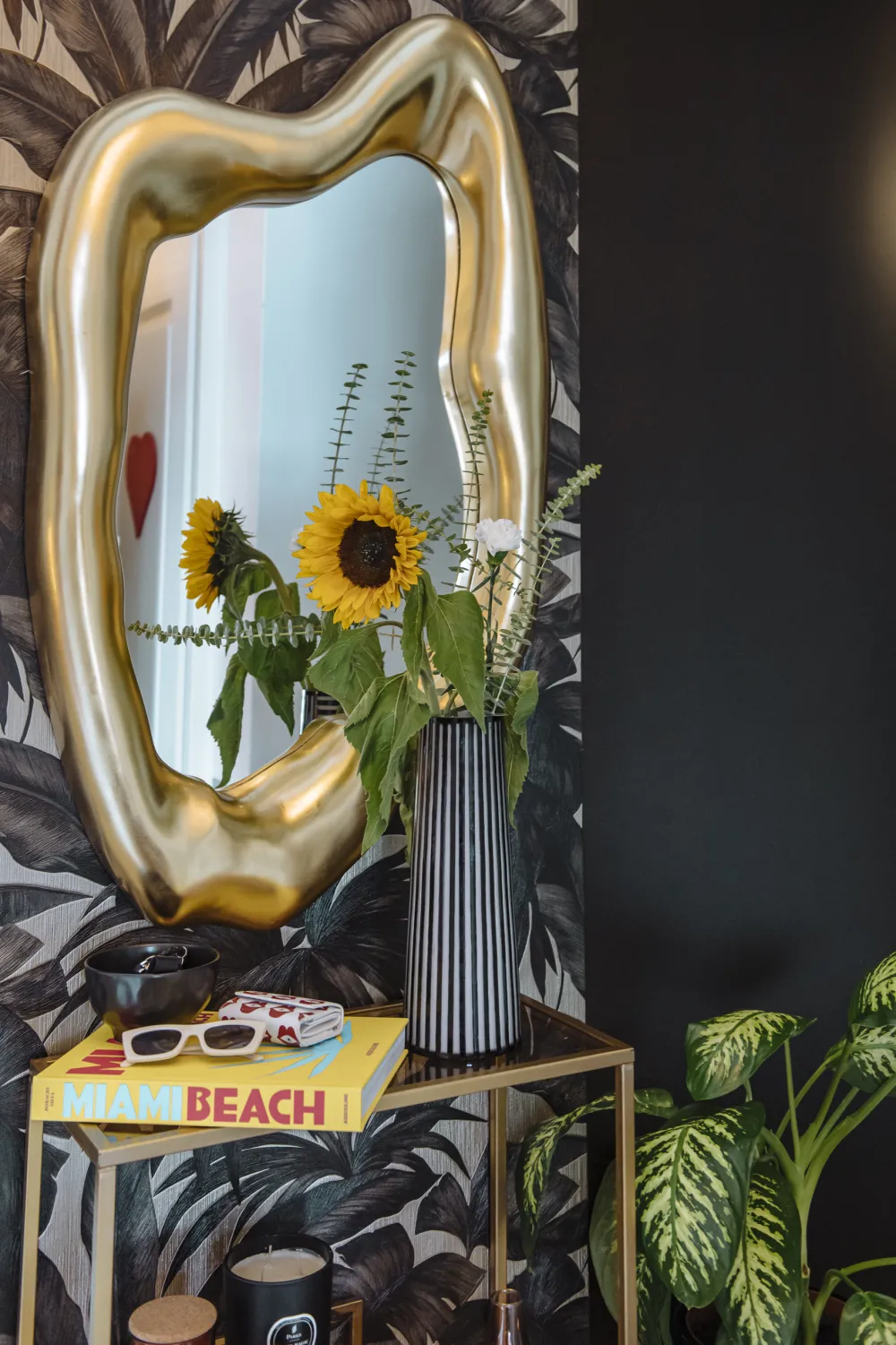 spiegel_hologram_goud_xcm_4.webp KARE Design Spiegel Hologram Goud 68x117cm