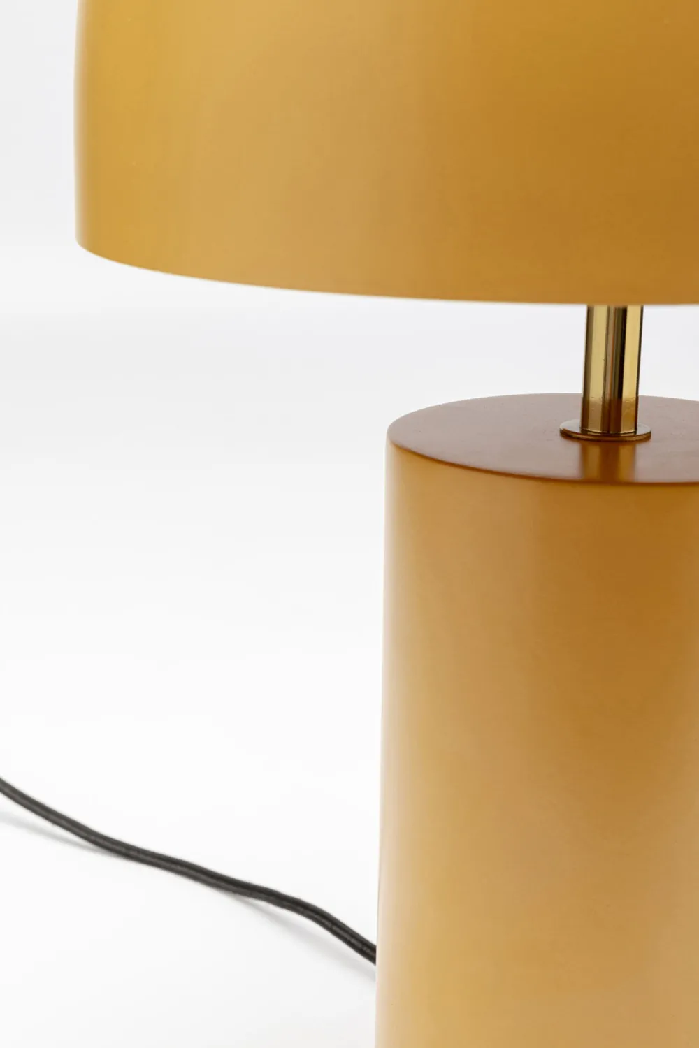 tafellamp_loungy_curry_cm_2.webp KARE Design Tafellamp Loungy Curry 38cm