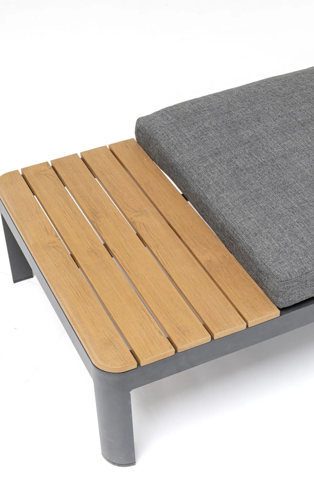 tuinset_happy_day_links_3.webp KARE Design Tuinset Happy Day Links