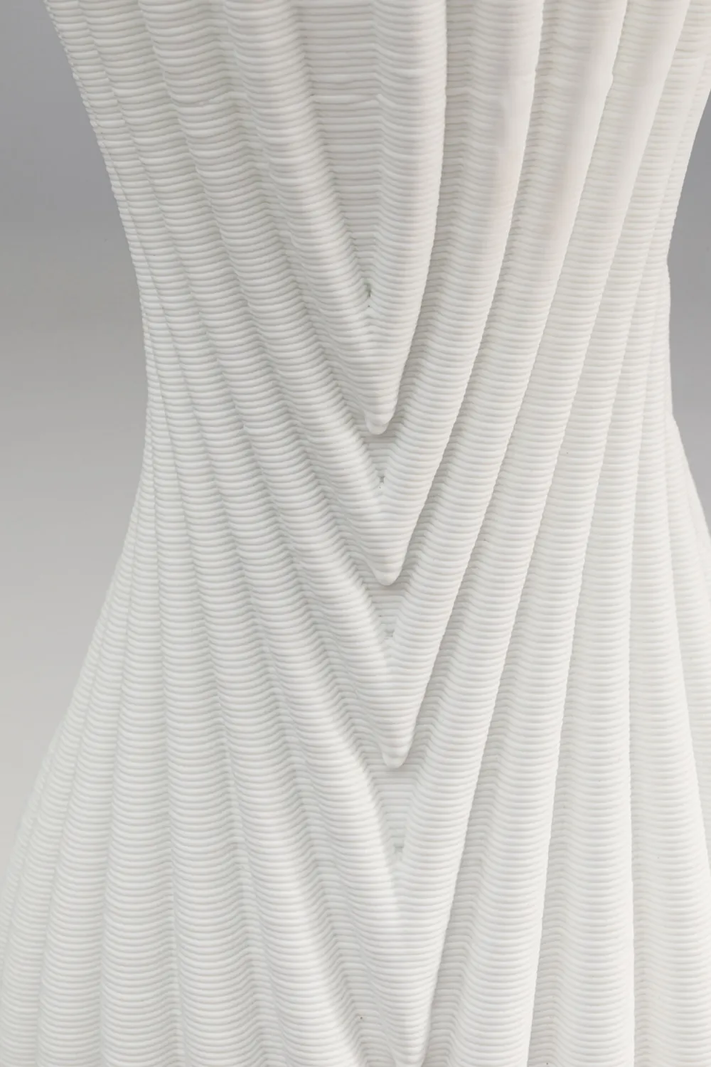 vaas_akira_cm_4.webp KARE Design Vaas Akira 50cm