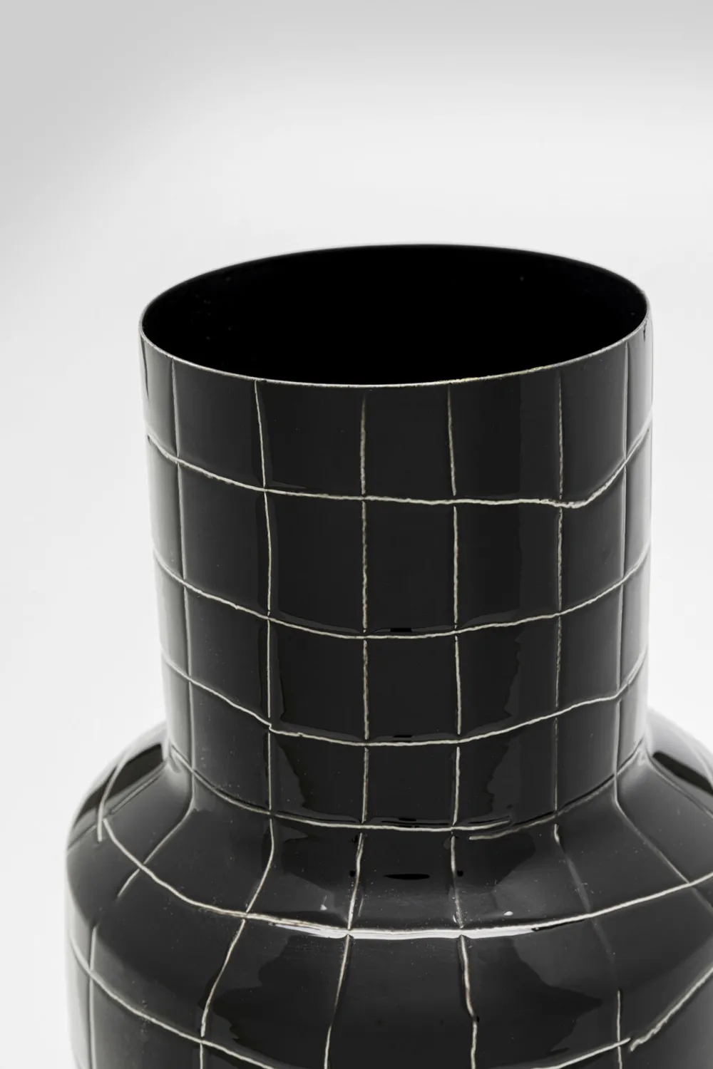 vaas_black_mesh_cm_0-2.webp KARE Design Vaas Black Mesh 33cm