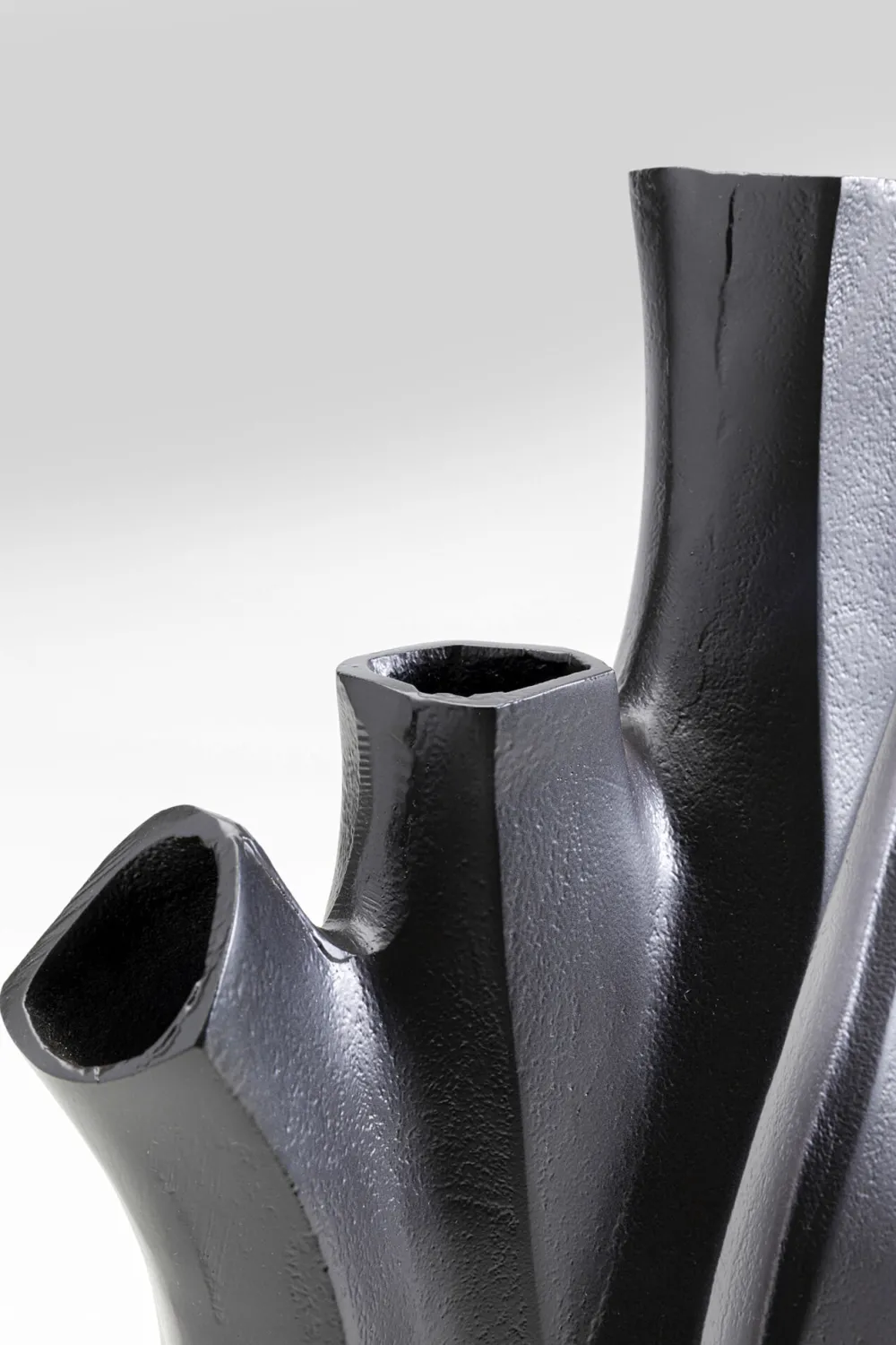 vaas_flame_black_cm_4.webp KARE Design Vaas Flame Black 29cm