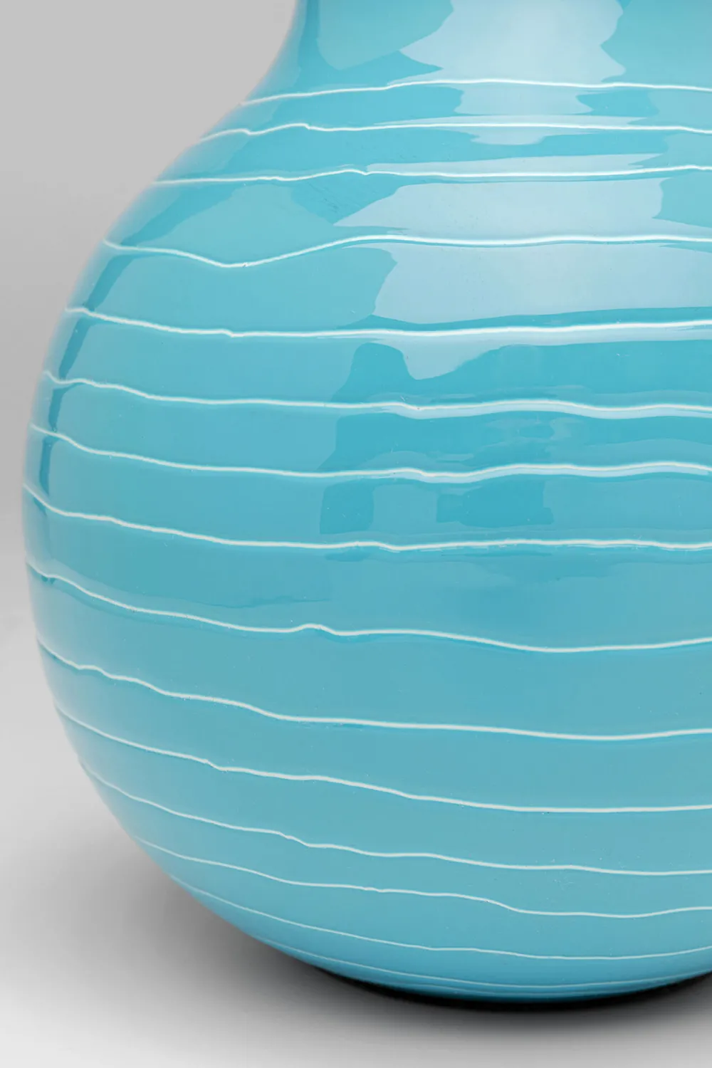 vaas_mamba_blauw_cm_1.webp KARE Design Vaas Mamba Blauw 31cm