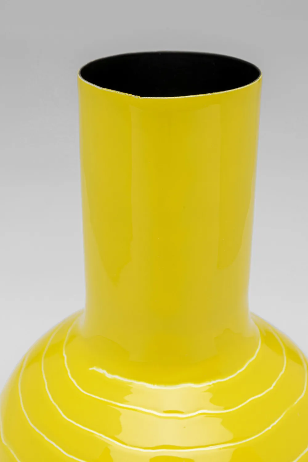 vaas_mamba_geel_cm_0.webp KARE Design Vaas Mamba Geel 21cm