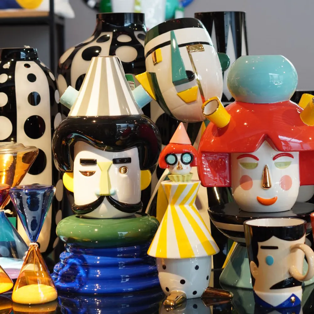 vaas_puppet_girl_cm_0.webp KARE Design Vaas Puppet Girl 36cm