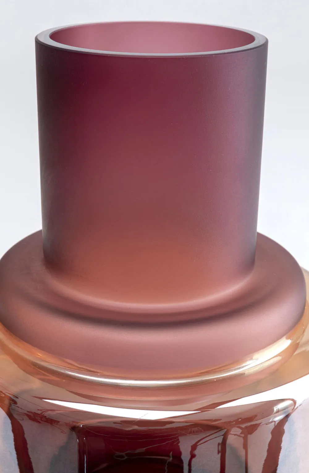 vaas_rosie_cm_2-1.webp KARE Design Vaas Rosie 24cm