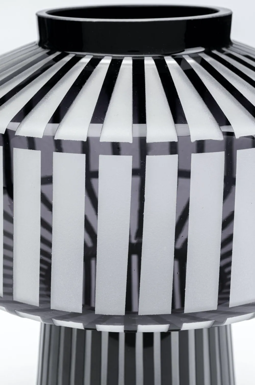 vaas_roulette_rim_cm_1.webp KARE Design Vaas Roulette Rim 30cm