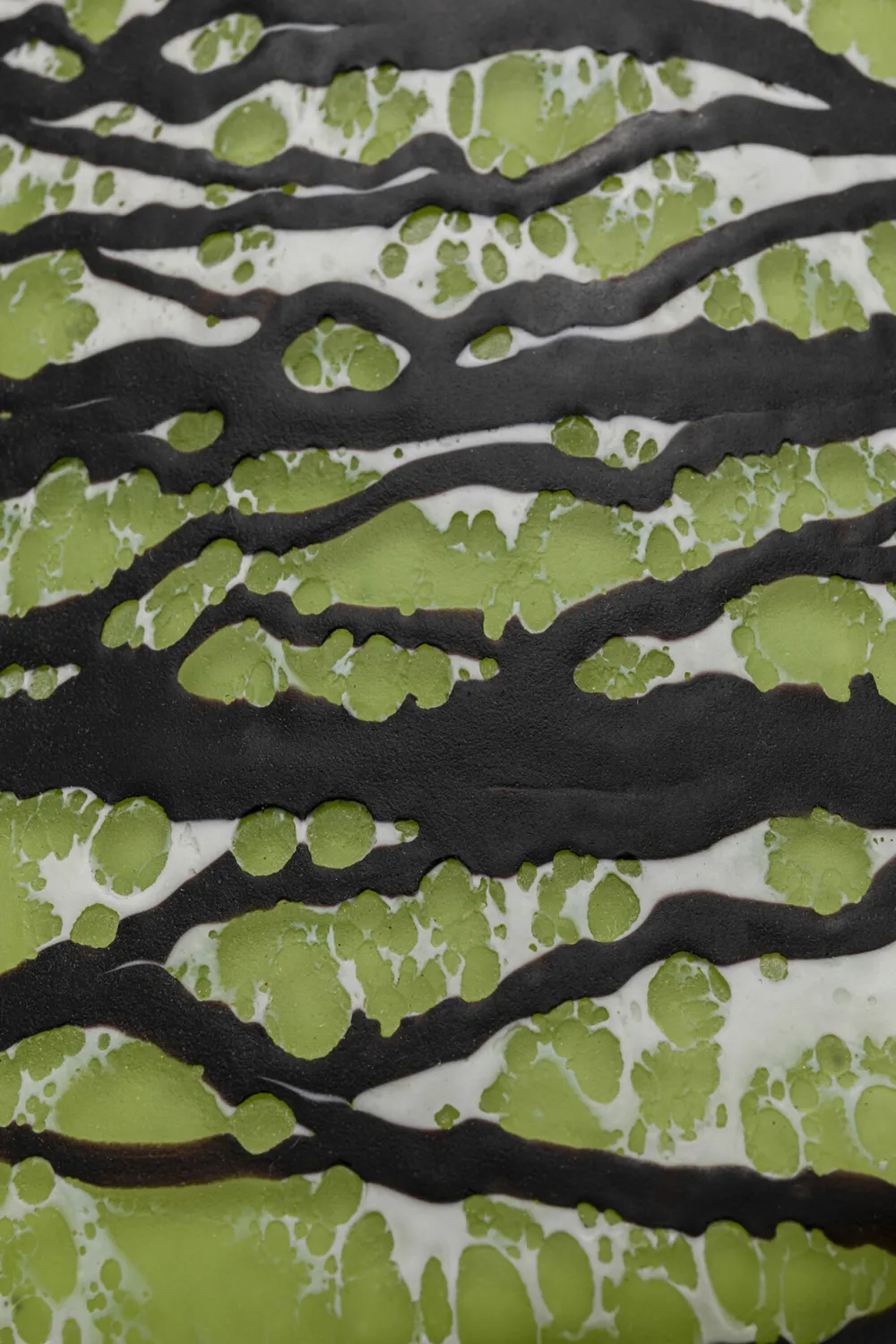 vaas_volante_green_cm_2.webp KARE Design Vaas Volante Green 27cm