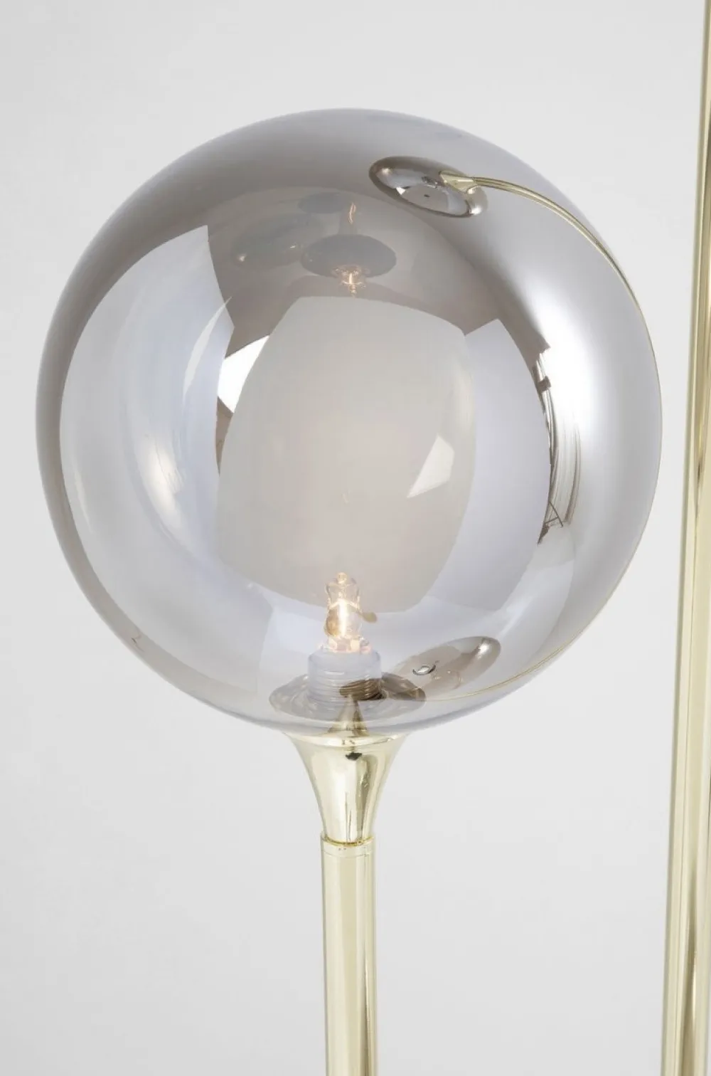 vloerlamp_al_capone_tre_2.webp KARE Design Vloerlamp Al Capone Tre