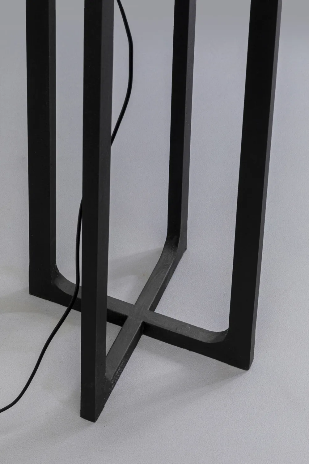 vloerlamp_timon_black_cm_2.webp KARE Design Vloerlamp Timon Black 160cm