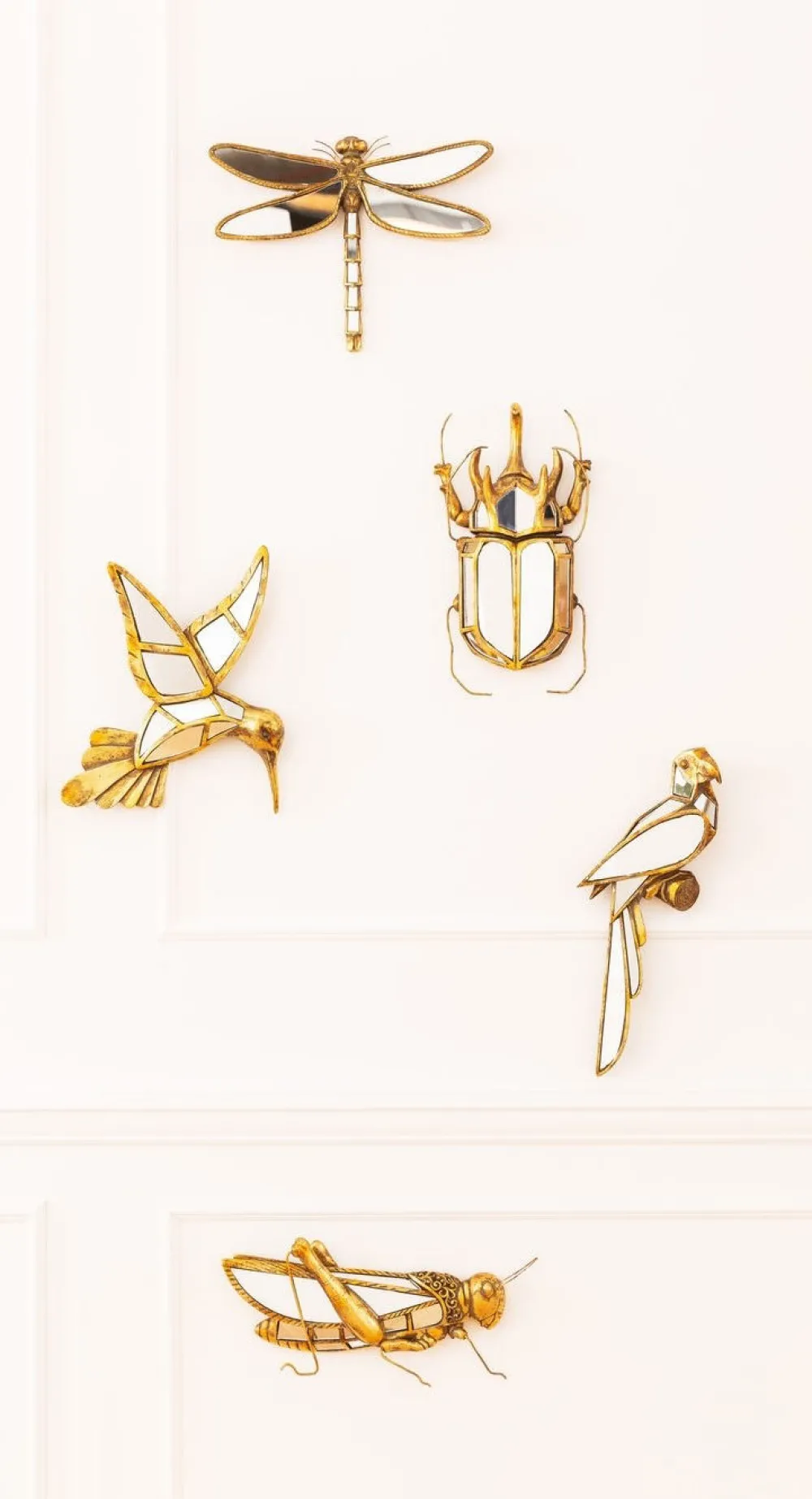 wanddecoratie_hummingbird_spiegel_cm_4-1.webp KARE Design Wanddecoratie Hummingbird Spiegel 32cm