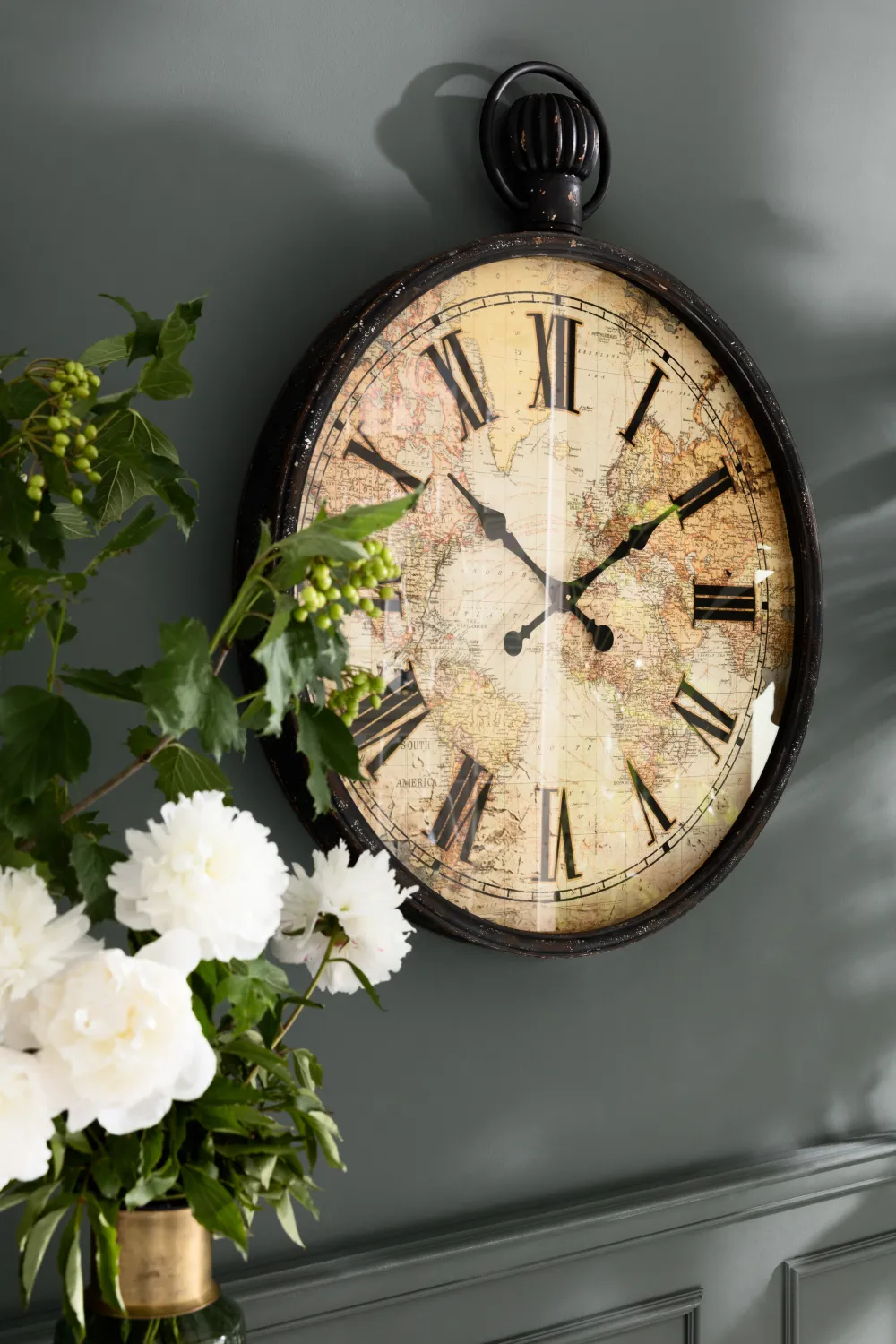 wandklok_european_map_cm_3.webp KARE Design Wandklok European Map 96cm