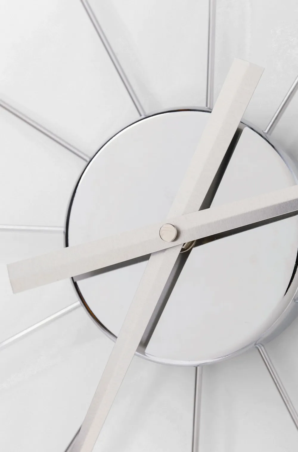 wandklok_like_umbrella_balls_chroom_3.webp KARE Design Wandklok Like Umbrella Balls Chroom