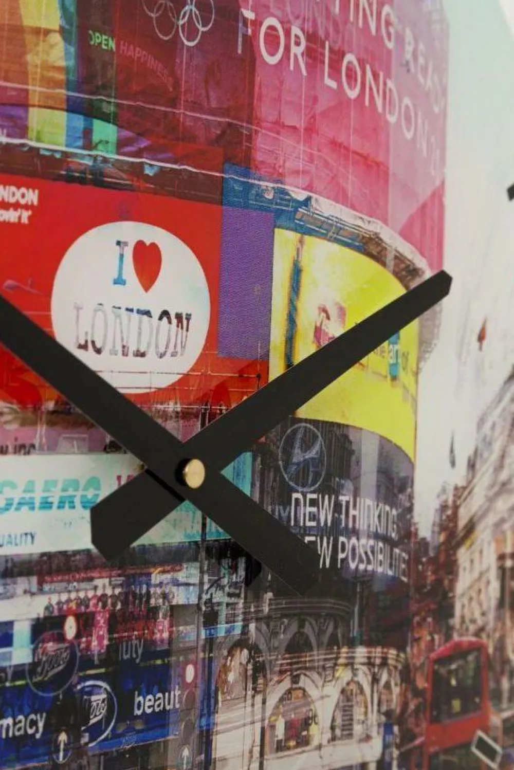 wandklok_piccadilly_circus_cm_1.webp KARE Design Wandklok Piccadilly Circus Ø40cm